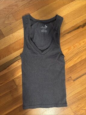 Ribbed V-Neck Tank Top - Charcoal Gray